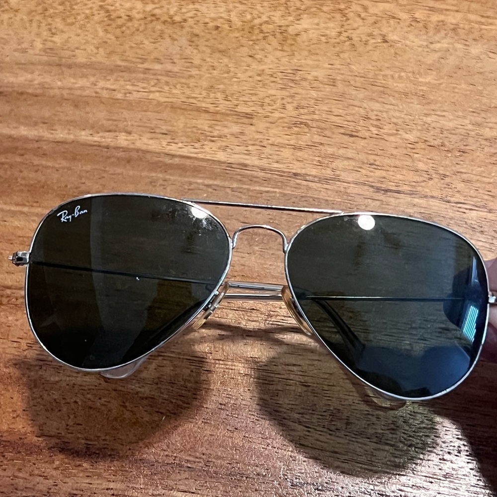 Vintage Ray-Ban aviator sunglasses unisex